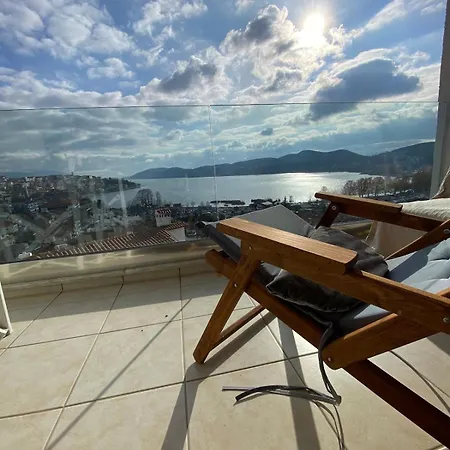 Calm Balcony With A View Kastoria