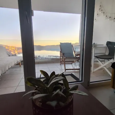 Calm Balcony With A View Apartment *