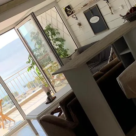 Calm Balcony With A View *