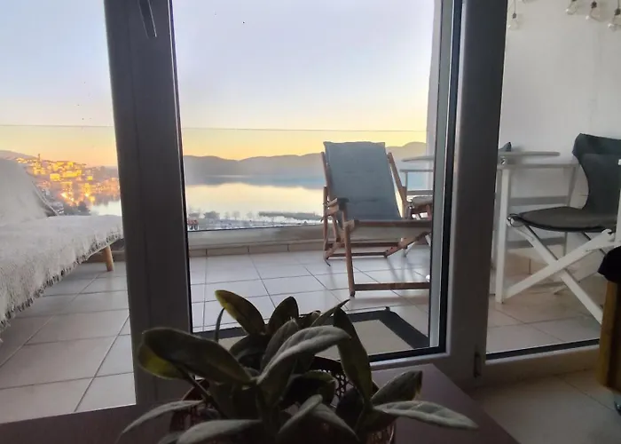 Calm Balcony With A View Apartmán *