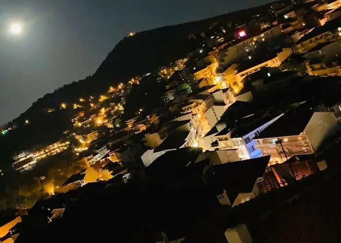Calm Balcony With A View Apartmán Kastoria