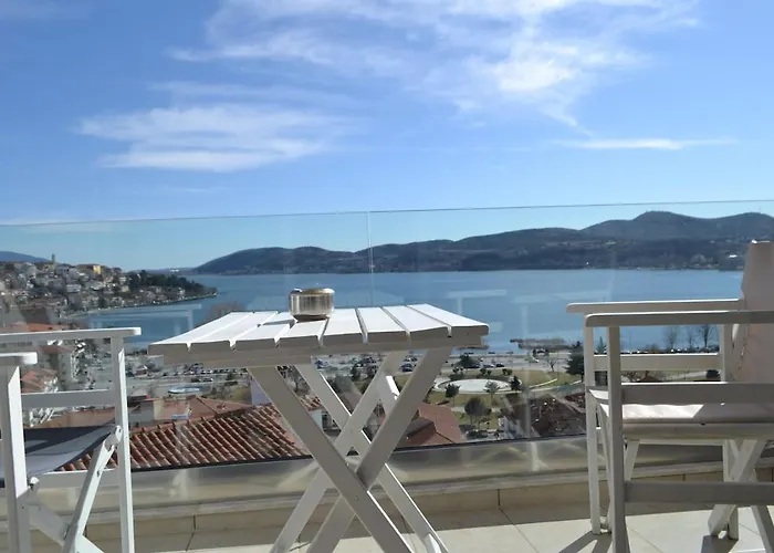 Calm Balcony With A View Apartmán