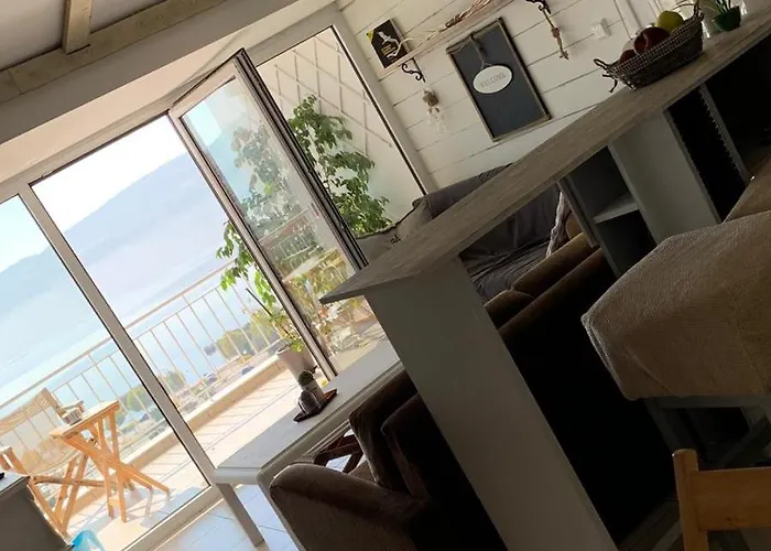 Calm Balcony With A View *